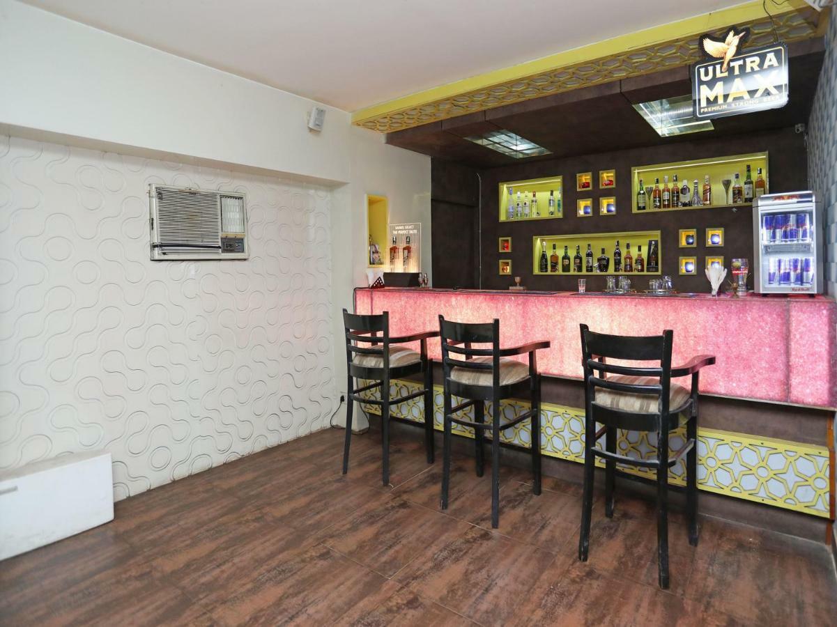 Oyo 3019 Hotel Lingaraj บูบันเนสชวาร์ ภายนอก รูปภาพ
