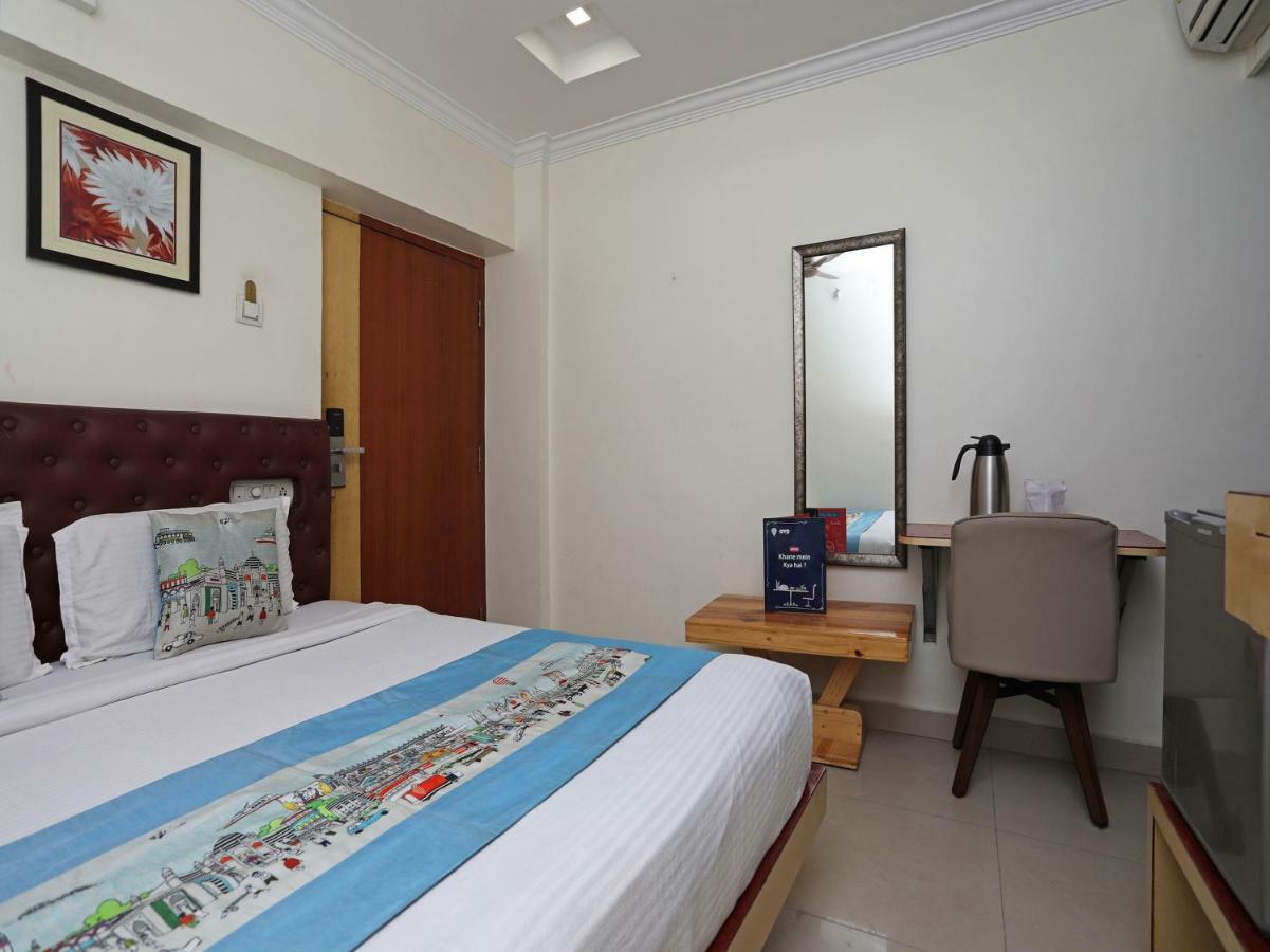 Oyo 3019 Hotel Lingaraj บูบันเนสชวาร์ ภายนอก รูปภาพ