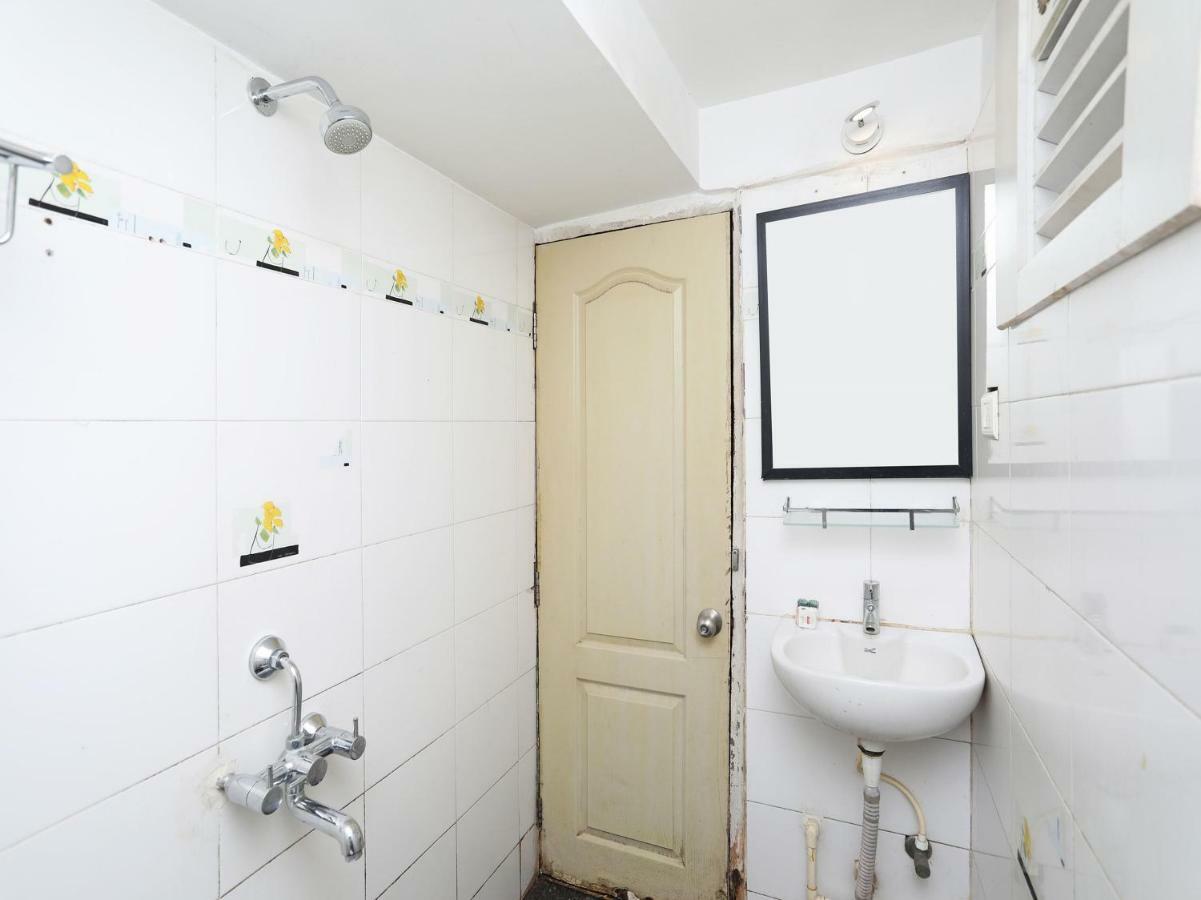 Oyo 3019 Hotel Lingaraj บูบันเนสชวาร์ ภายนอก รูปภาพ