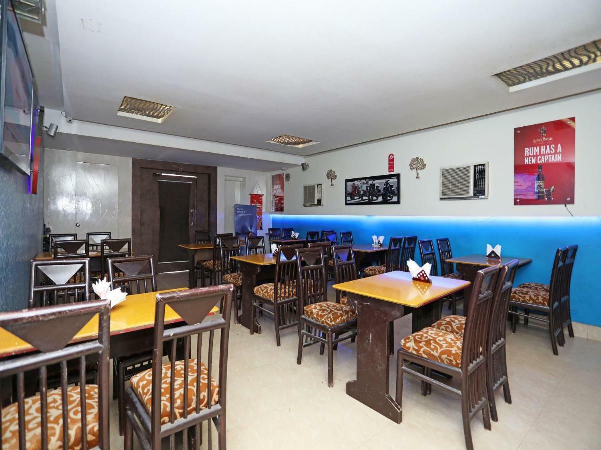 Oyo 3019 Hotel Lingaraj บูบันเนสชวาร์ ภายนอก รูปภาพ